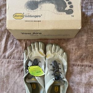 Vibram five fingers. Size 6.5-7 color: sand/khaki
